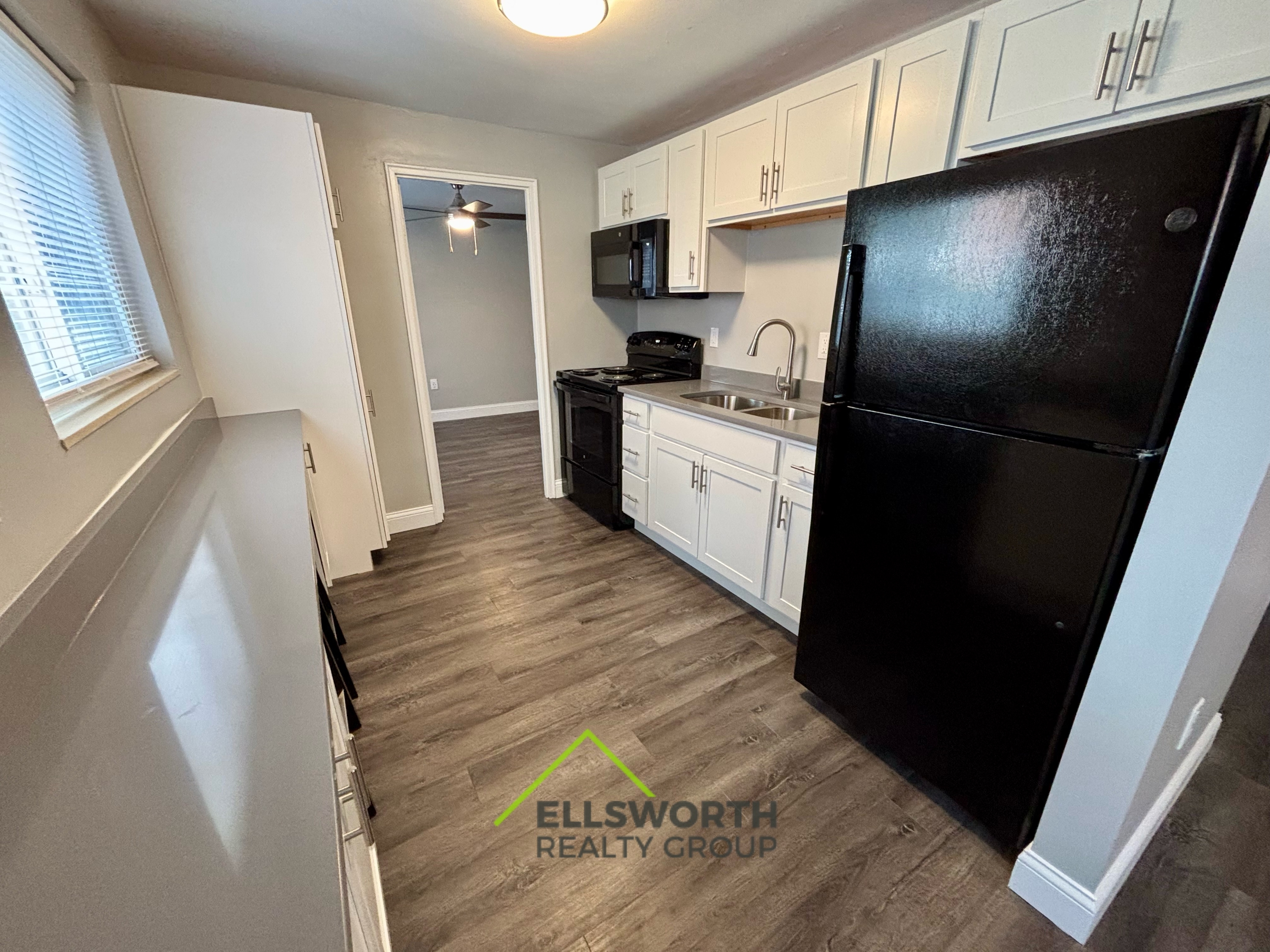 2204 Lawn Avenue - 1