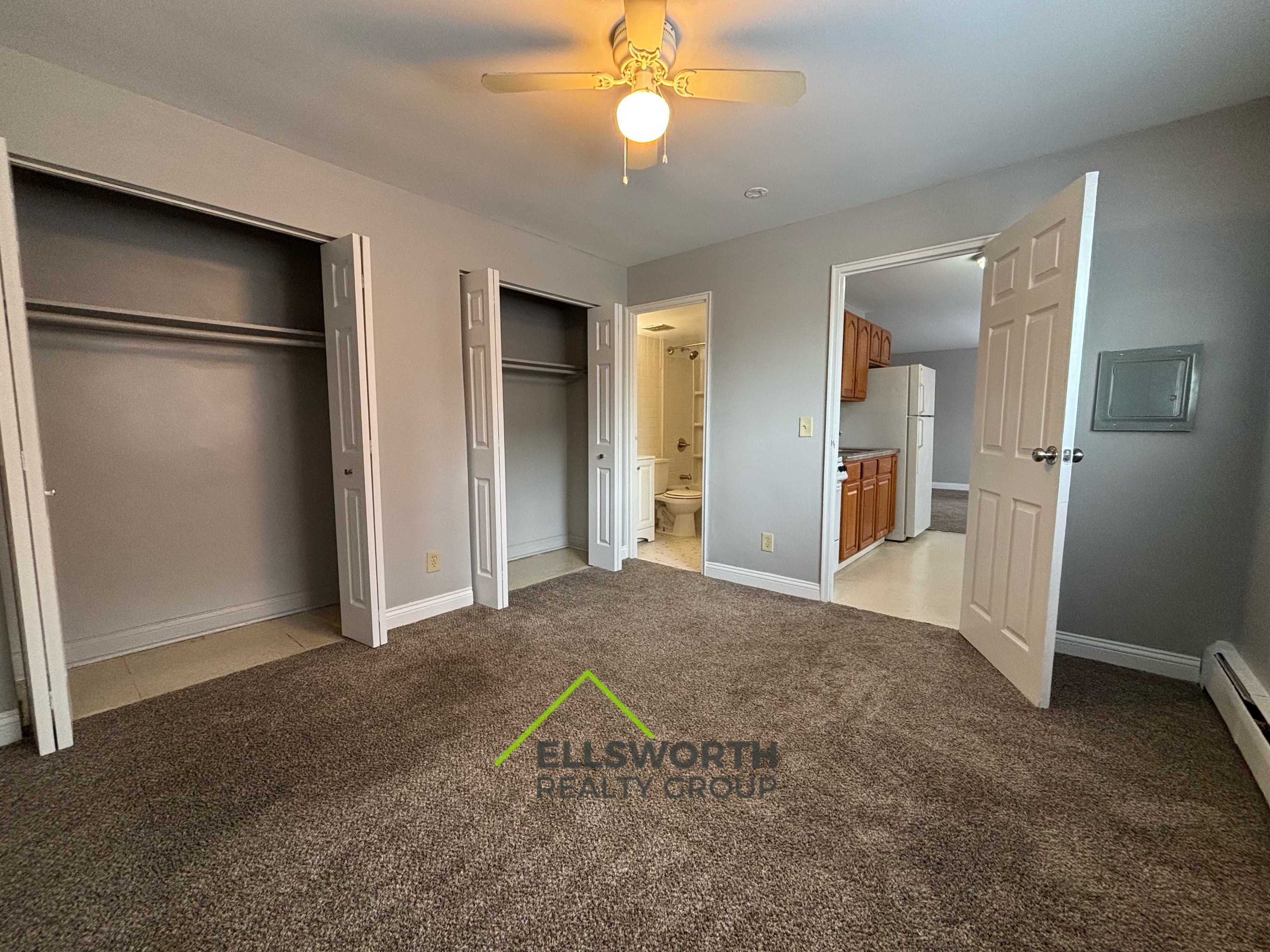 2214 Lawn Avenue - 06